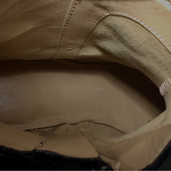 Banana Republic Western Style Ankle Boots Suede - Picture 9 of 13